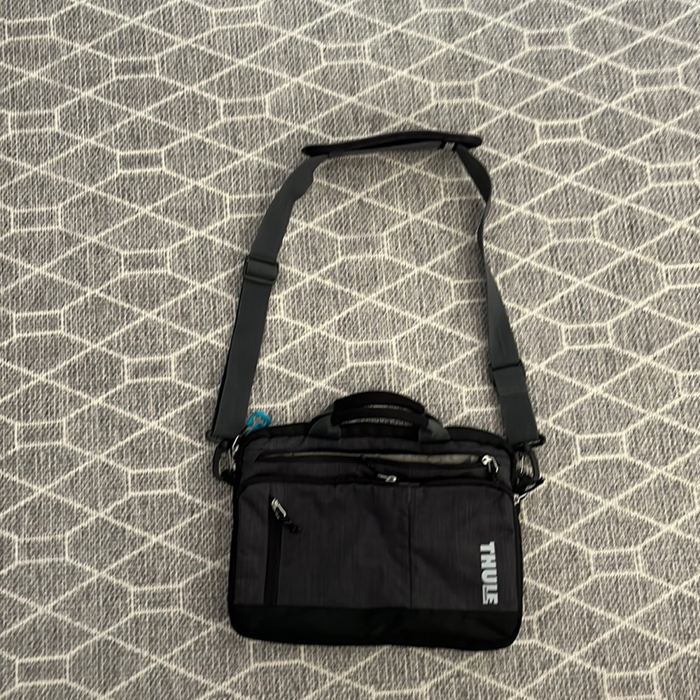 Thule padded computer bag